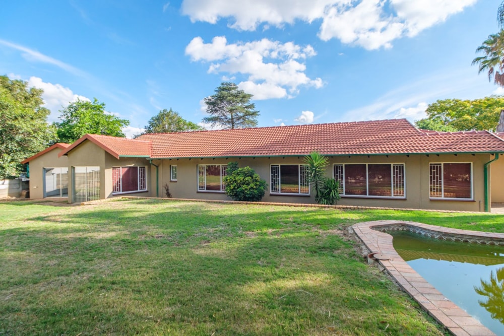 House for sale in Randpark Ridge - RAN1721405 House for sale in Randpark Ridge - RAN1721405