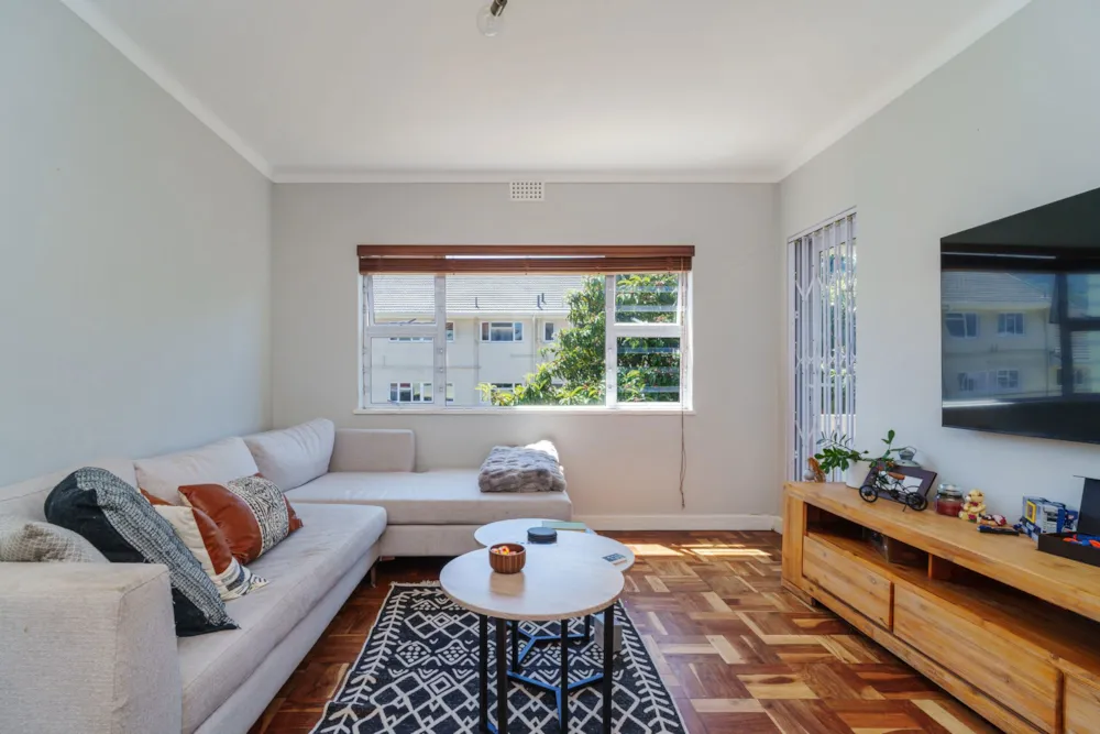 Apartment sold in Rondebosch - KW1721196 Apartment sold in Rondebosch - KW1721196