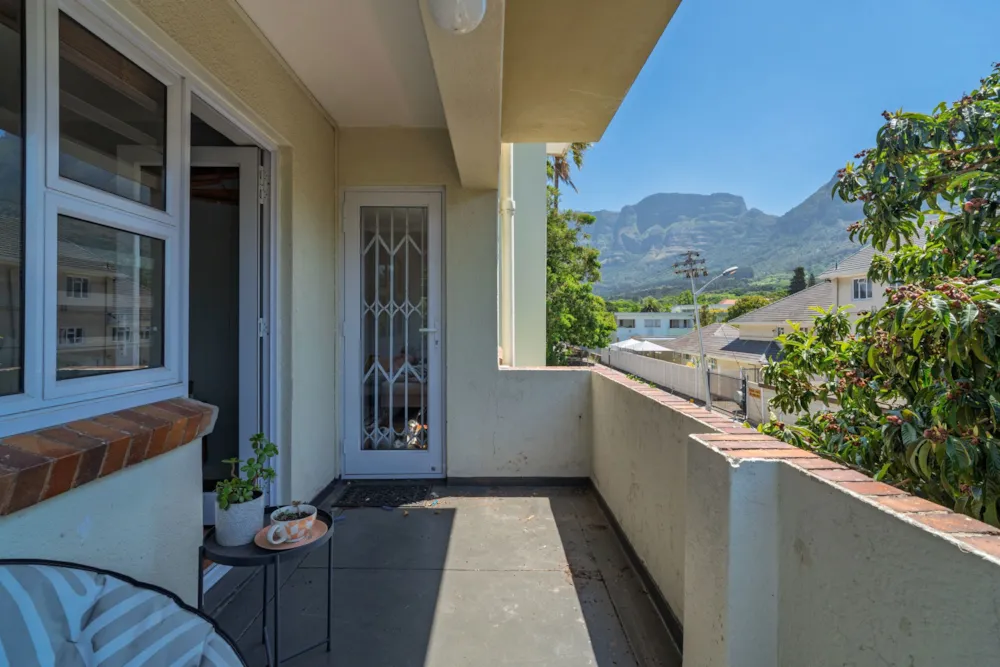 Apartment sold in Rondebosch - KW1721196 Apartment sold in Rondebosch - KW1721196
