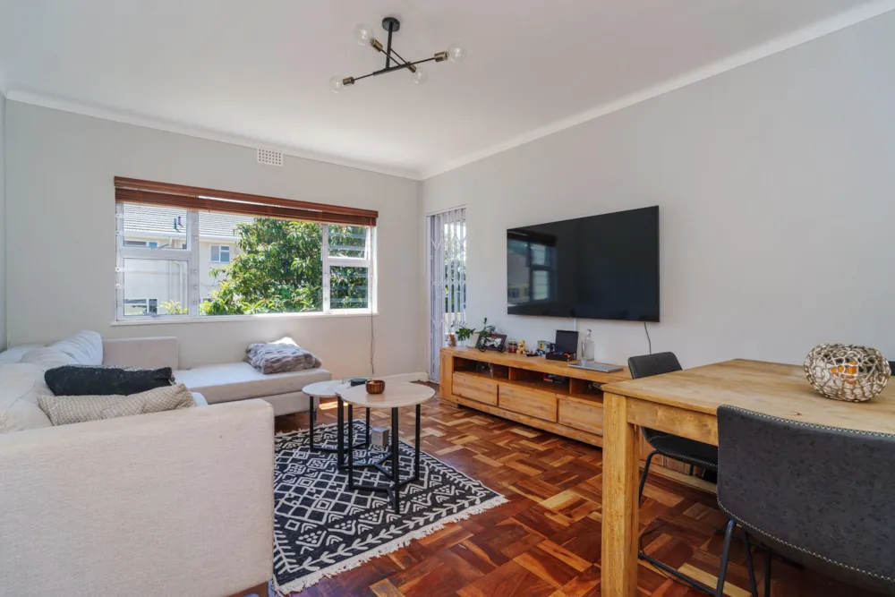 Apartment sold in Rondebosch - KW1721196 Apartment sold in Rondebosch - KW1721196