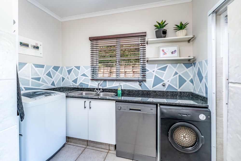 Security estate home for sale in Assagay - 1KF1721734 Security estate home for sale in Assagay - 1KF1721734