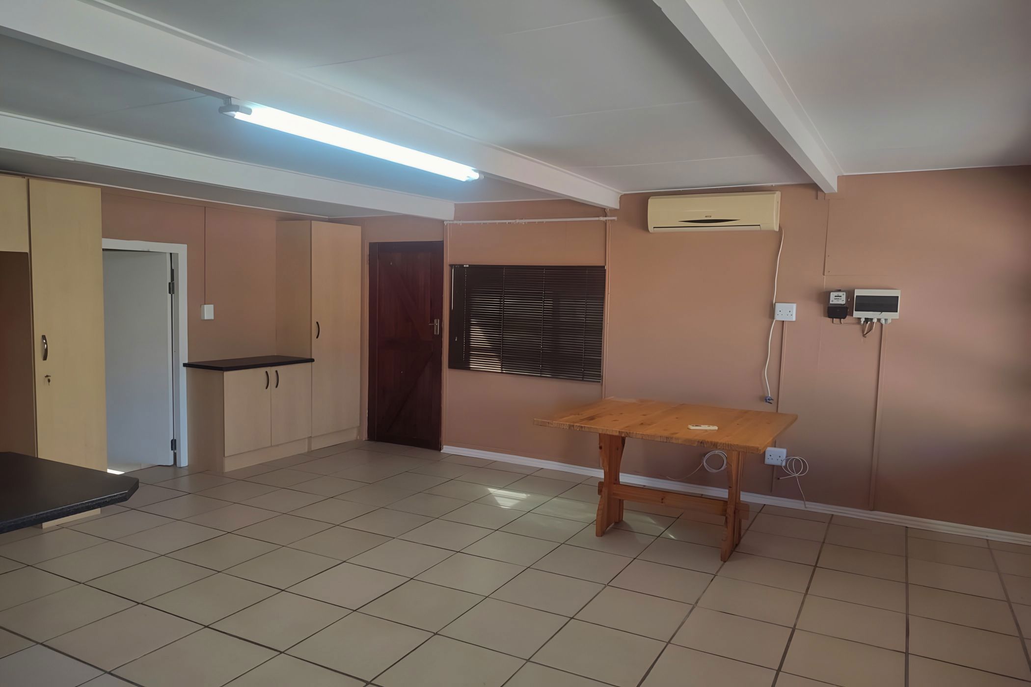 House to rent in Van Riebeeck Hoogte - 1UK1723217