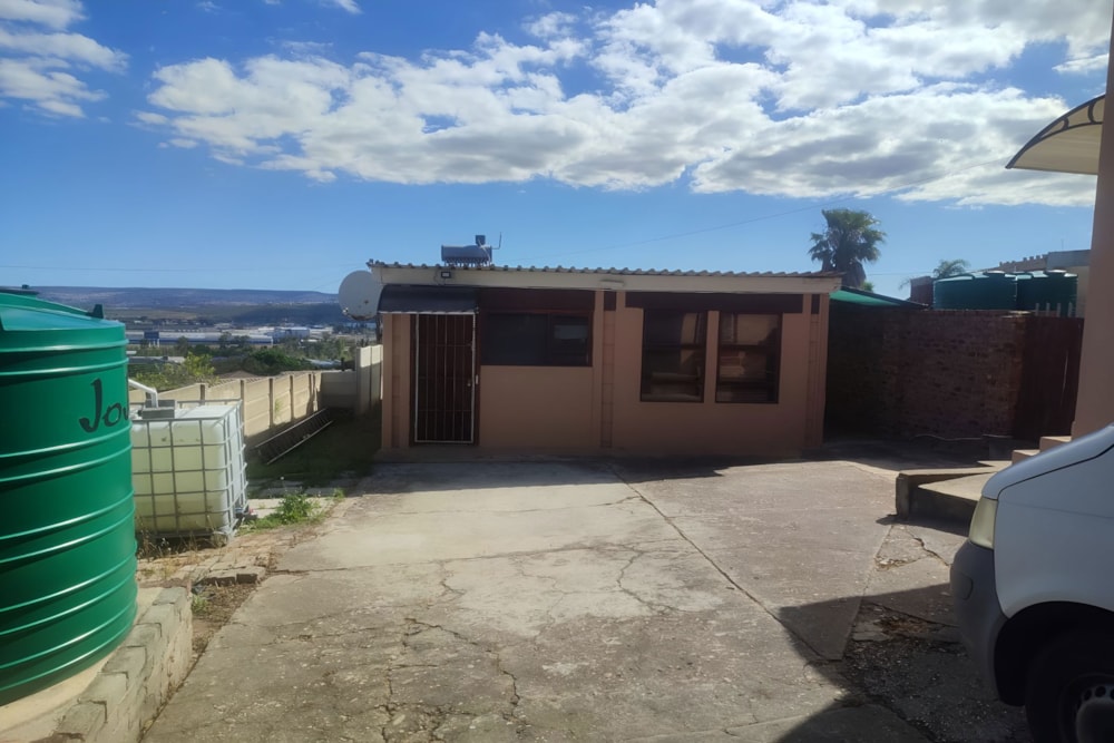 House to rent in Van Riebeeck Hoogte - 1UK1723217 House to rent in Van Riebeeck Hoogte - 1UK1723217