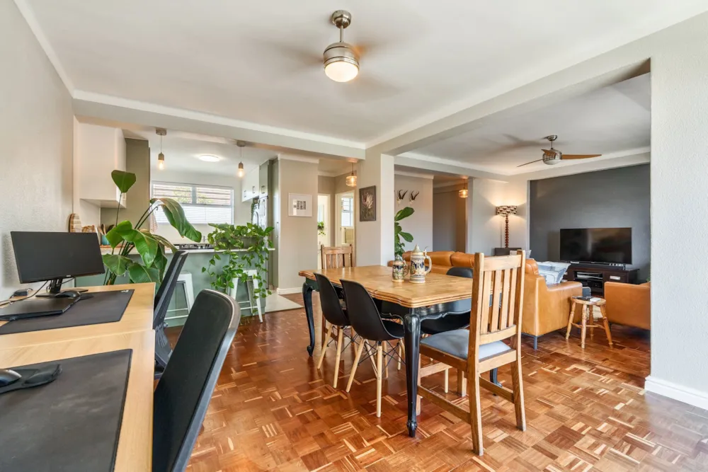 Apartment sold in Kenilworth Upper - KW1720682 Apartment sold in Kenilworth Upper - KW1720682