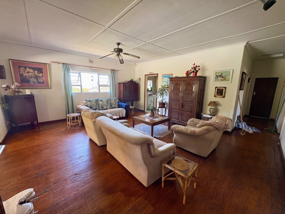 House for sale in East Bank - 1PF1721250 House for sale in East Bank - 1PF1721250