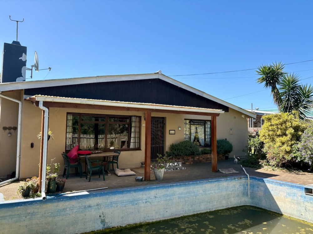 House for sale in East Bank - 1PF1721250 House for sale in East Bank - 1PF1721250