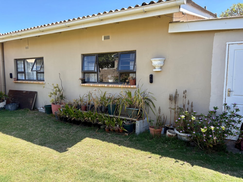 House for sale in East Bank - 1PF1721250 House for sale in East Bank - 1PF1721250