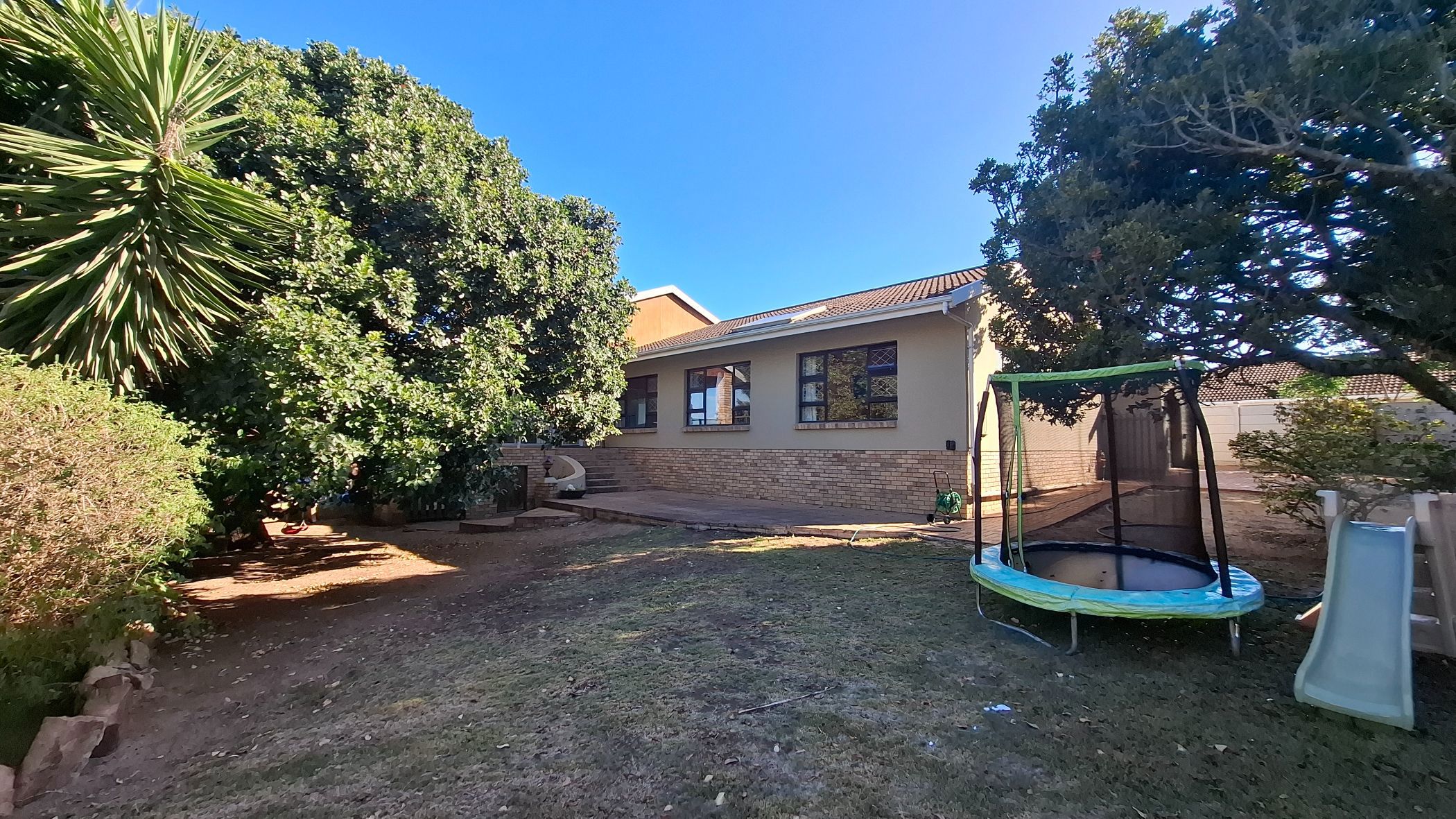 House to rent in East Bank - 1PF1723553