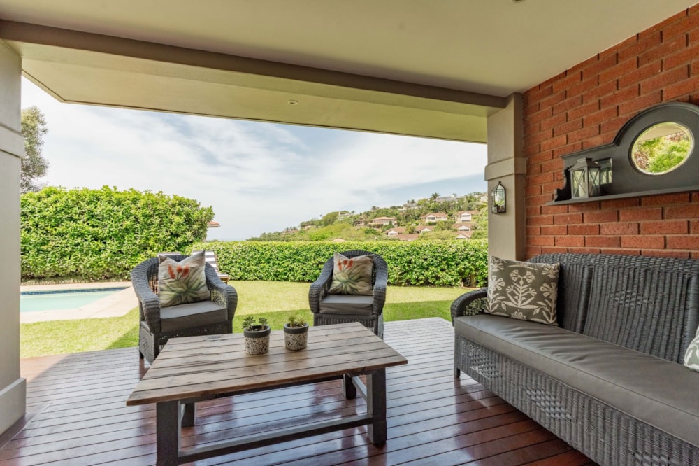 Townhouse for sale in La Lucia - 1ND1720143