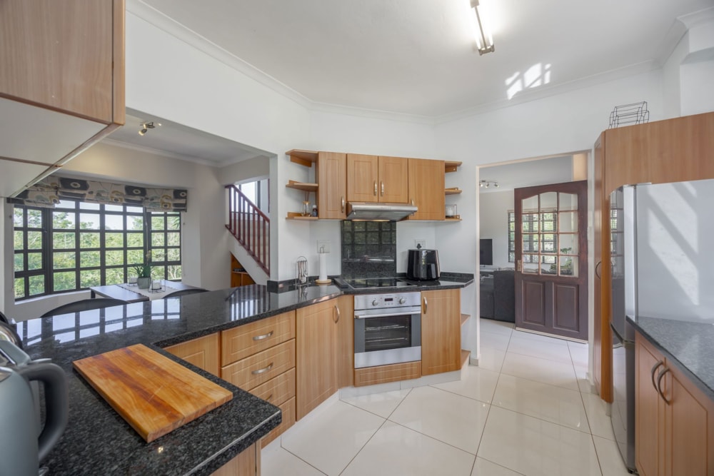 Townhouse for sale in Clifton Hill Estate - 1KF1720443