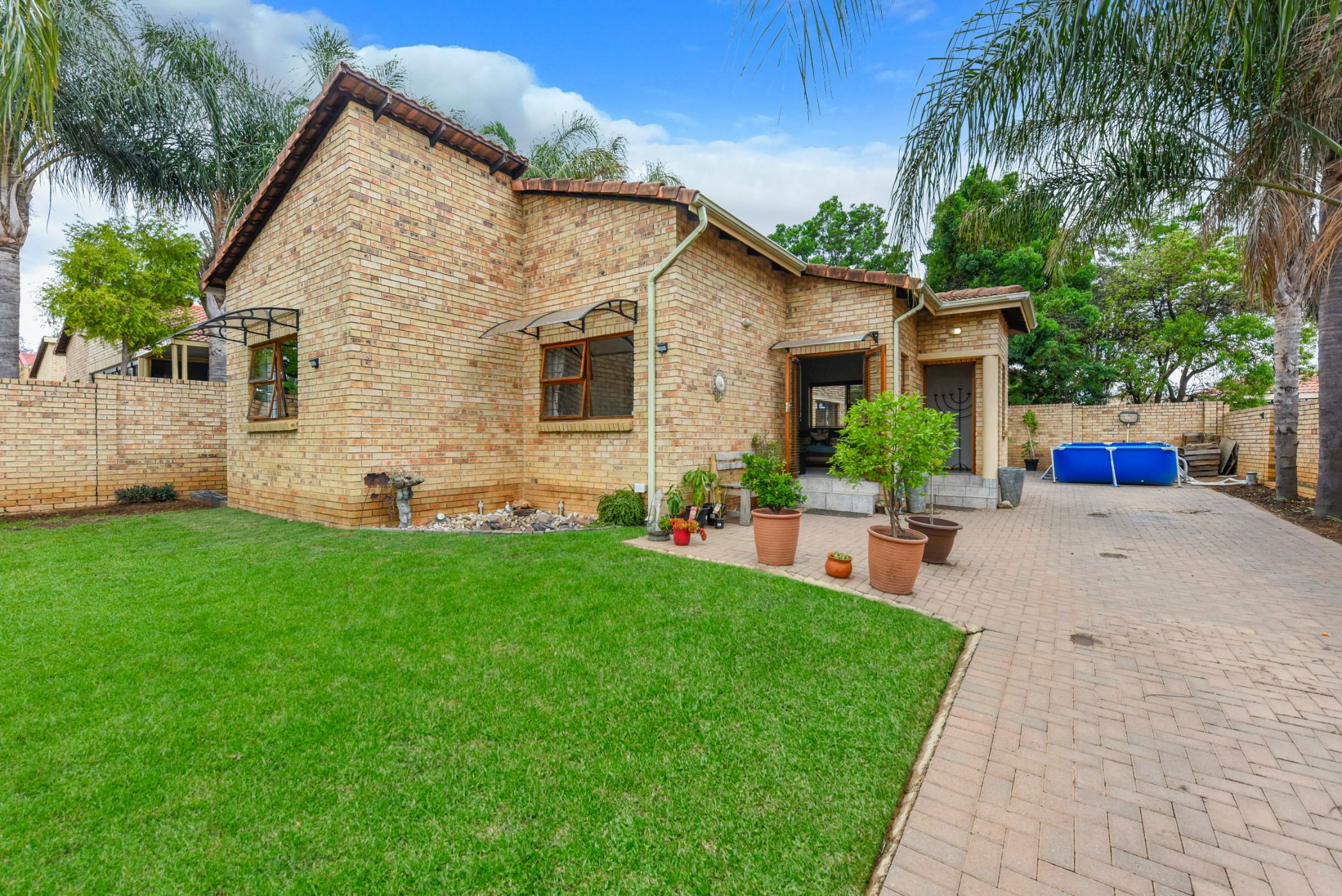 House for sale in Craigavon - FW1719869