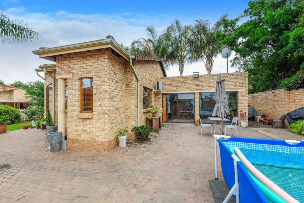 House for sale in Craigavon - FW1719869