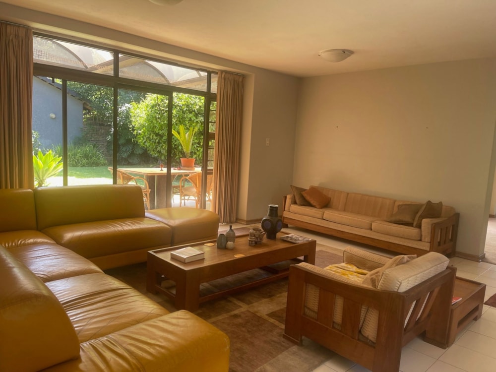 Townhouse for sale in Baileys Muckleneuk - PT1722940 Townhouse for sale in Baileys Muckleneuk - PT1722940