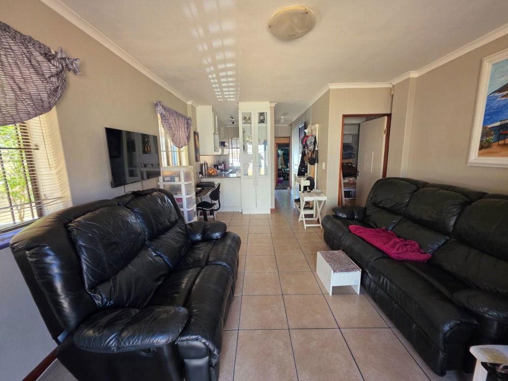 Townhouse to rent in Protea Heights - 1BC1722290