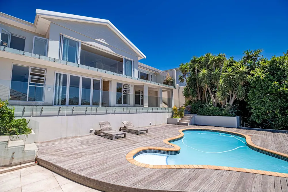 Double-storey house sold in Humewood - 1PLZ1720158
