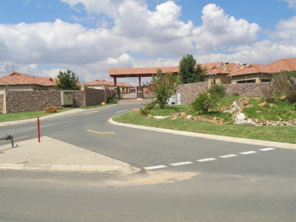 Apartment for sale in Carlswald - MR1722361