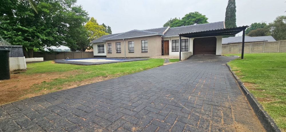 House for sale in Sherwood Gardens - 1BJ1720604 House for sale in Sherwood Gardens - 1BJ1720604