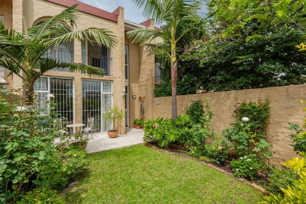 Apartment sold in Blackheath, Randburg - RAN1721919 Apartment sold in Blackheath, Randburg - RAN1721919