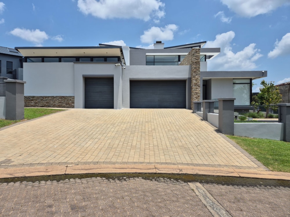 Double-storey house to rent in Copperleaf - 1CU1680905 Double-storey house to rent in Copperleaf - 1CU1680905