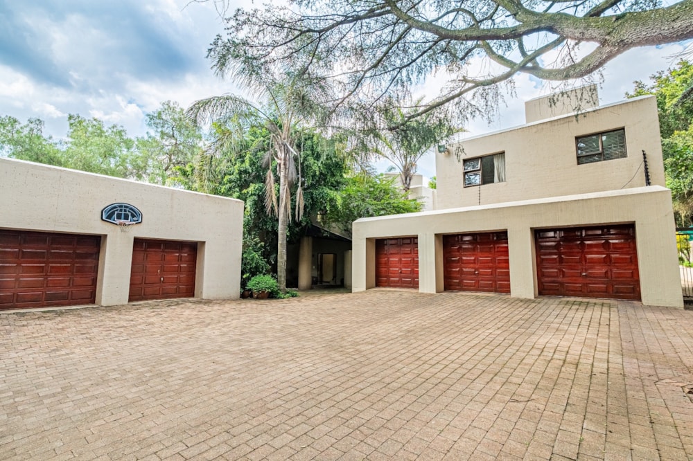 House for sale in Bryanston - HP1725019