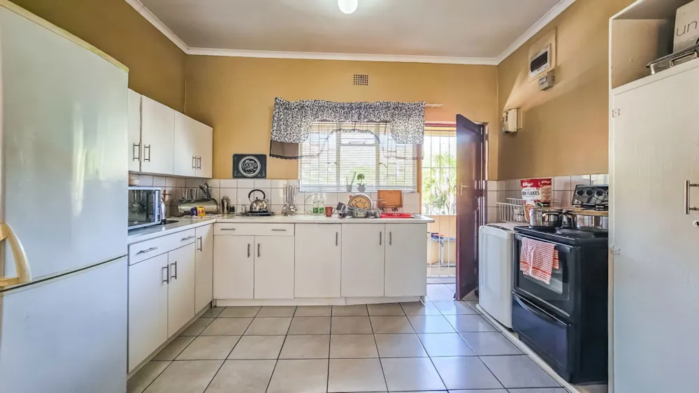 Apartment let in Paarl - TKL1403492