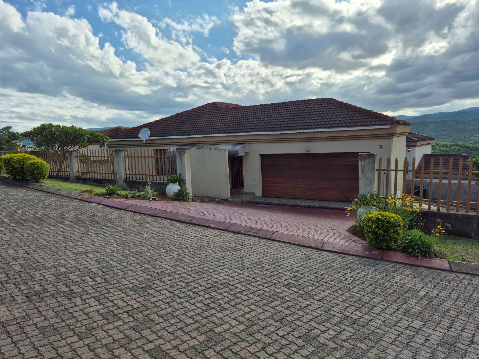 House for sale in Stonehenge - 1NS1724352