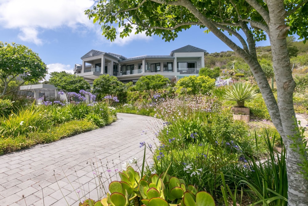 House for sale in Pezula Private Estate - 1KG1639949