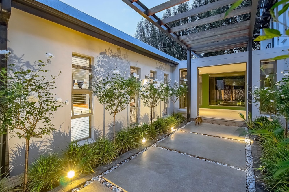 House for sale in Southdowns Estate - CN1724262