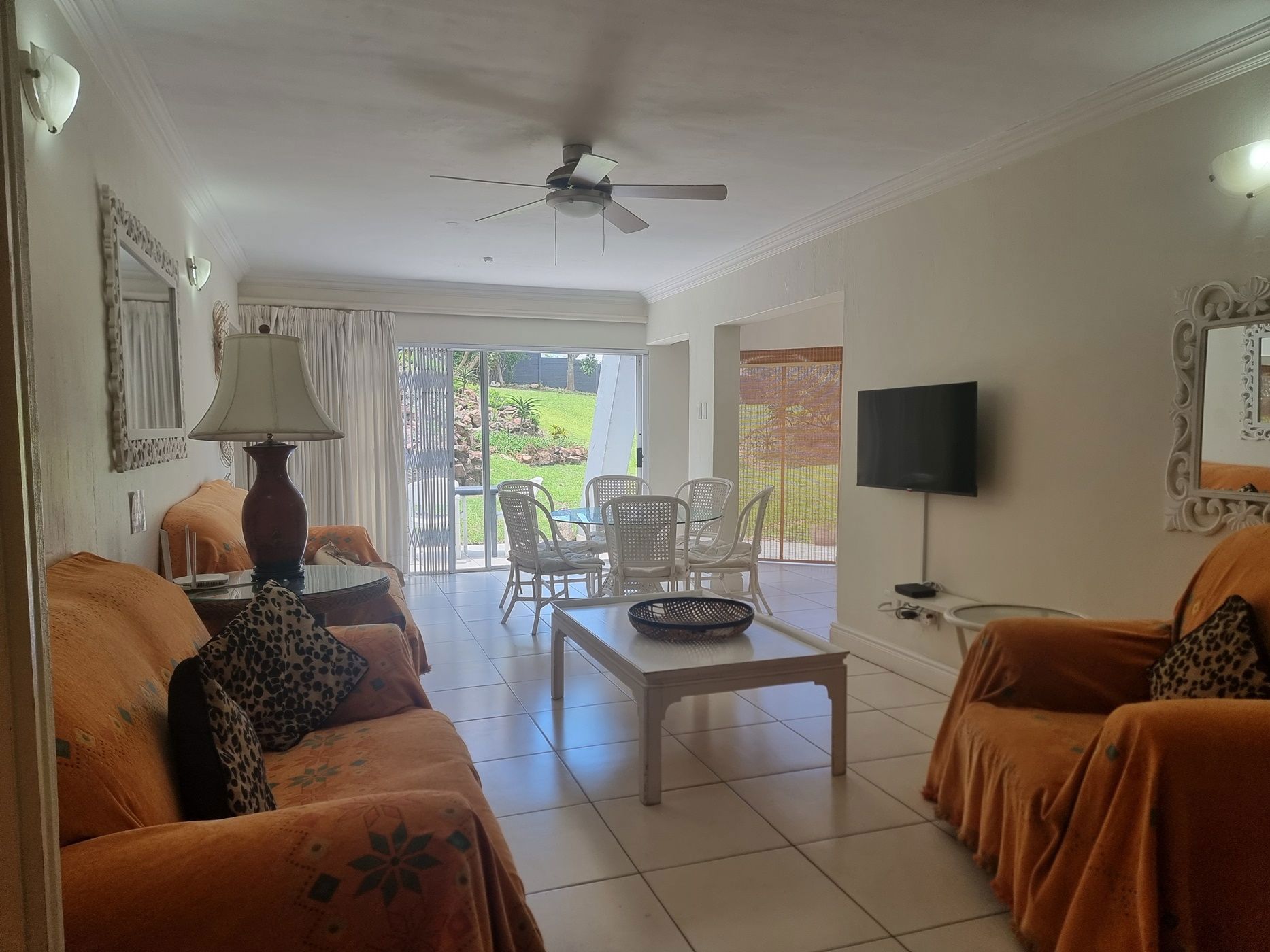 Apartment to rent in uMhlanga Rocks - 1ND1723612