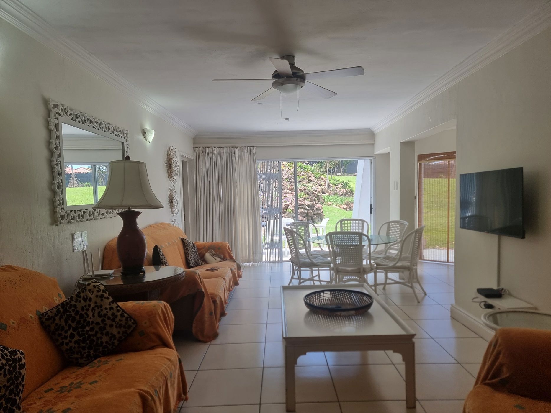 Apartment to rent in uMhlanga Rocks - 1ND1749447