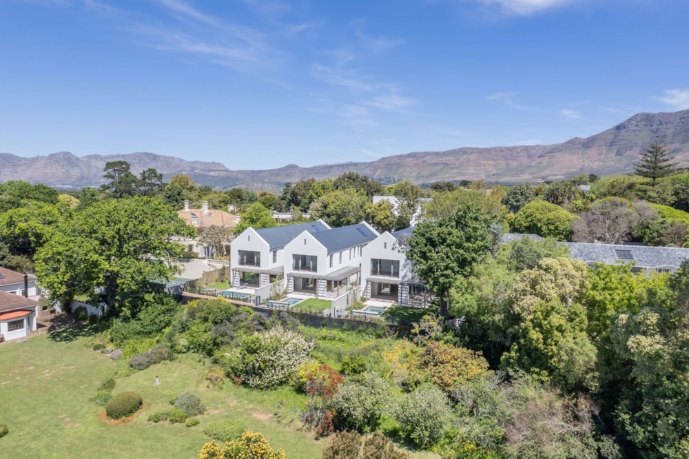 Double-storey house for sale in Constantia Upper - KW1708890 Double-storey house for sale in Constantia Upper - KW1708890