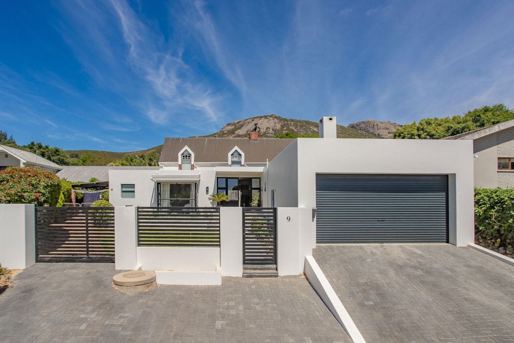 House for sale in Paarl - TK1509270 House for sale in Paarl - TK1509270