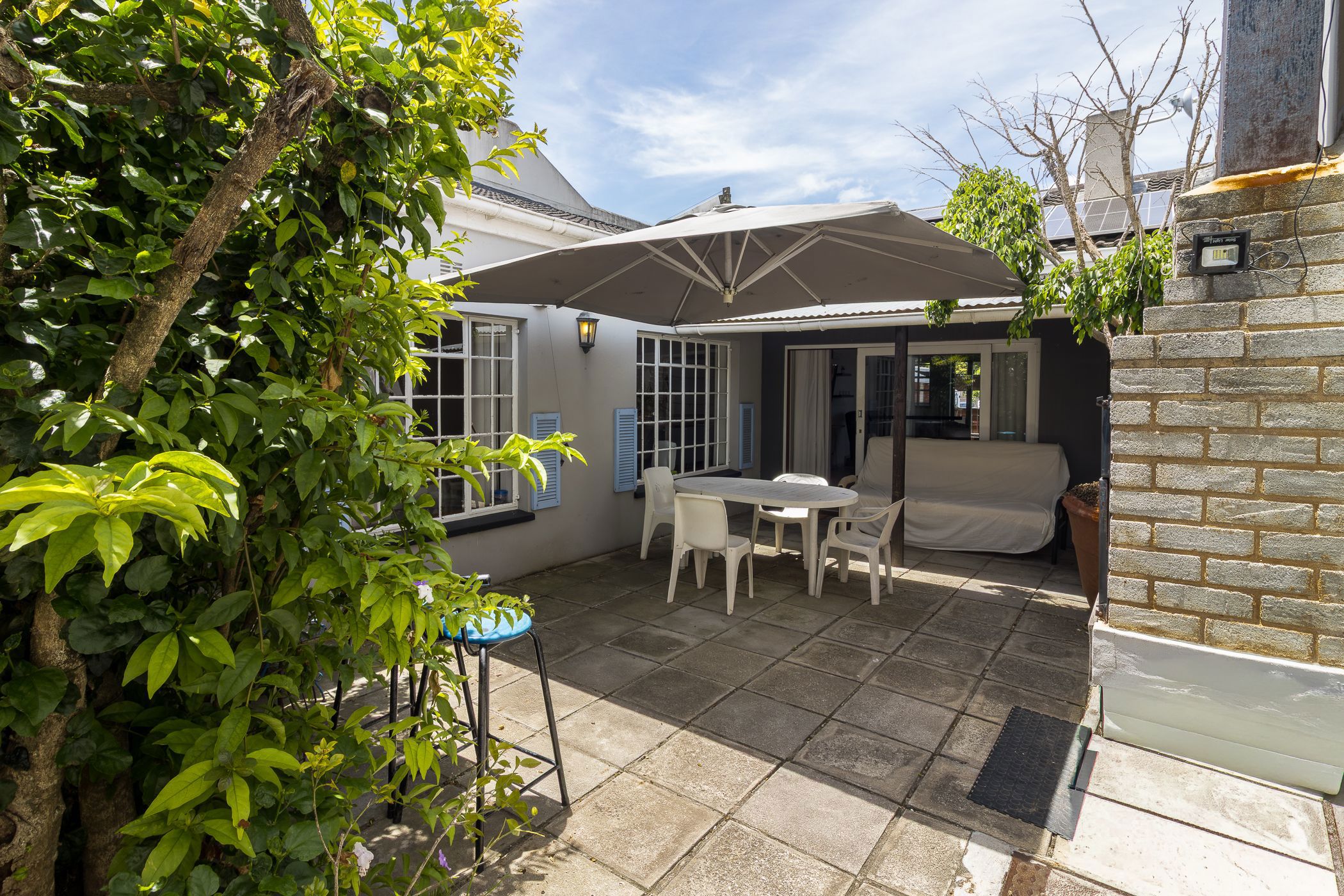 Semi-detached house for sale in Knysna Central - 1KG1724169