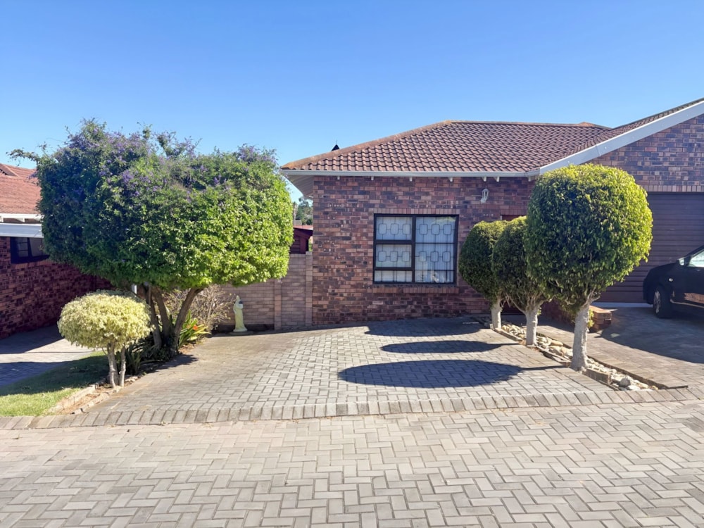 House for sale in Brentwood Park, Port Elizabeth, Gqeberha - 1PLZ1723464 House for sale in Brentwood Park, Port Elizabeth, Gqeberha - 1PLZ1723464