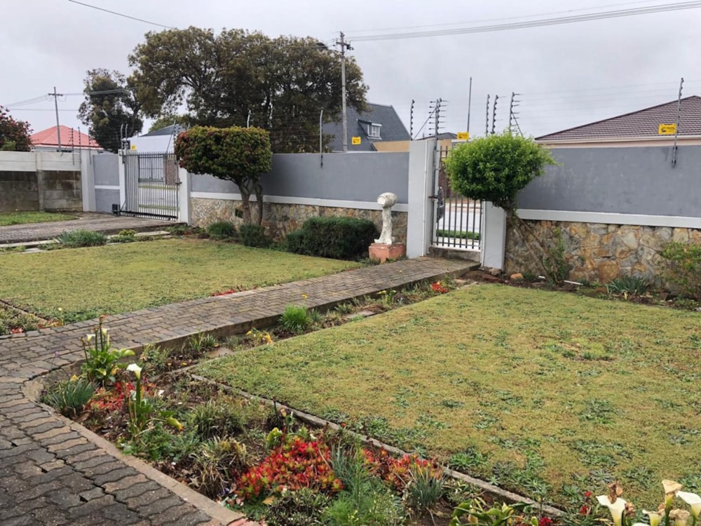 House for sale in Newton Park - 1PLZ1717100