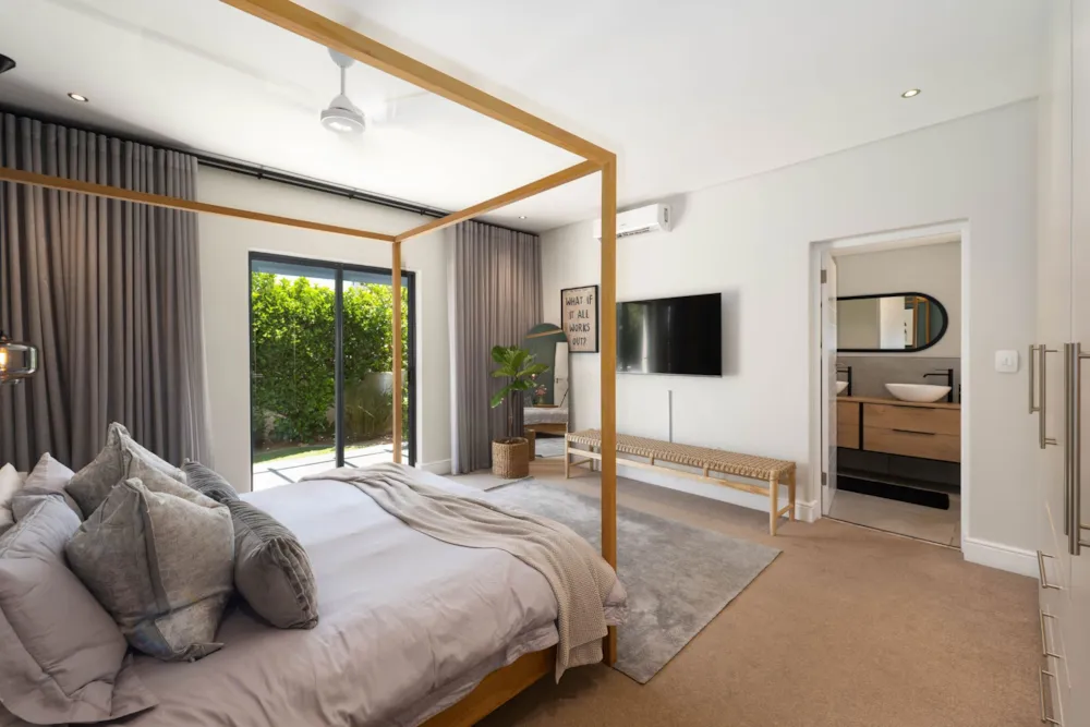 House sold in Schonenberg Estate - SW1723946