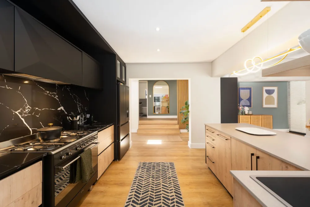 House sold in Schonenberg Estate - SW1723946