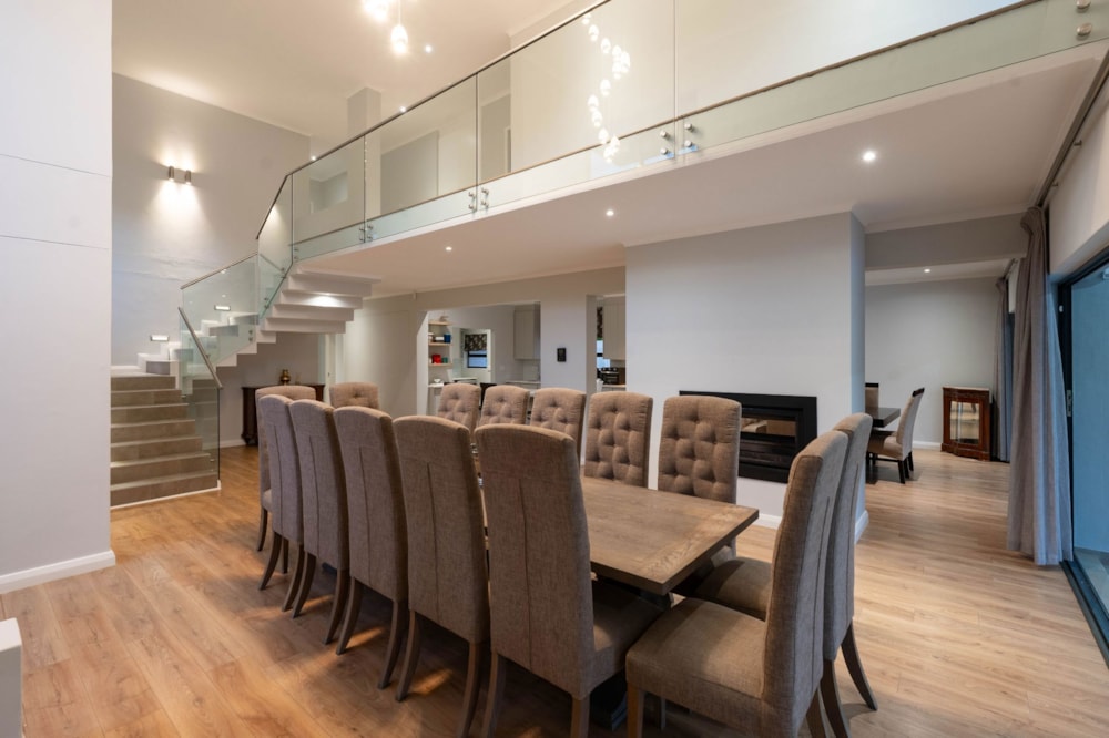 House for sale in Golden Acre - SW1725273