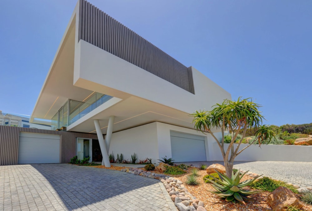 Multi-storey house for sale in Pinnacle Point Golf Estate - 1MB1624288
