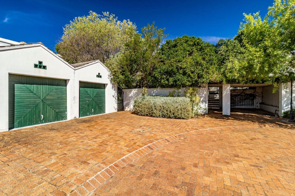 House to rent in Paradyskloof - STL1727902