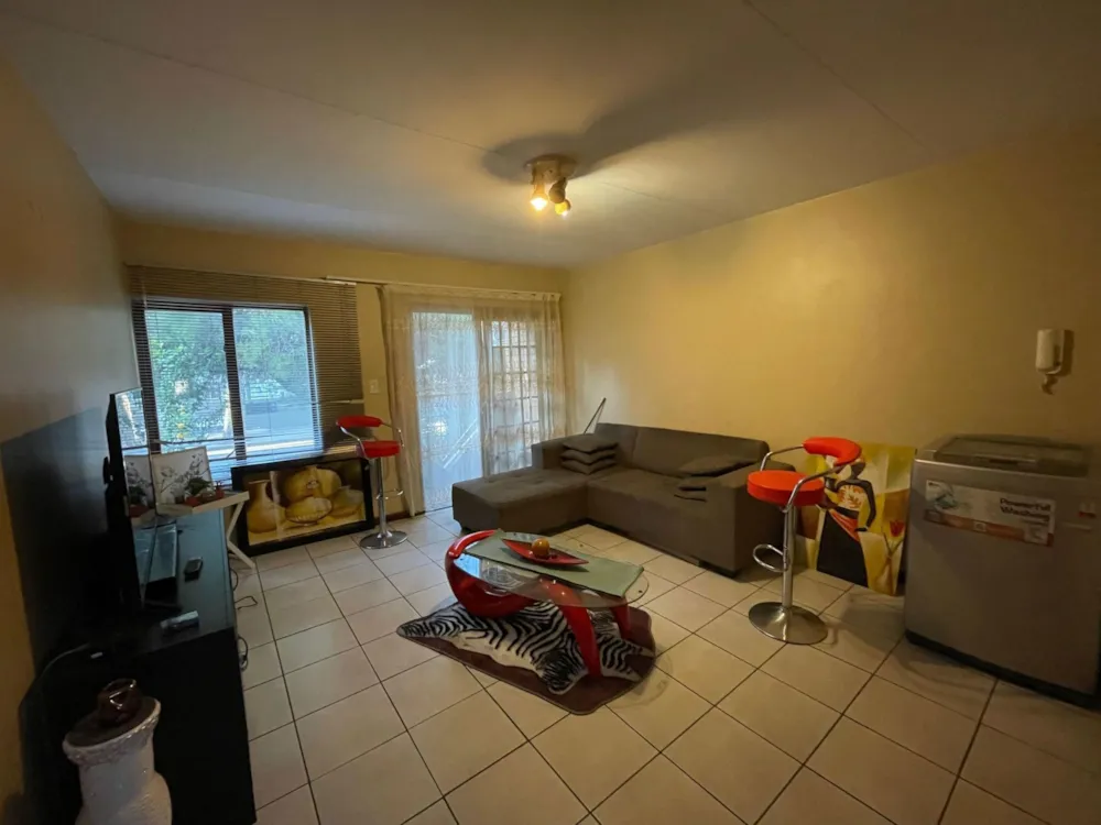 Townhouse let in Westdene, Bloemfontein - 1BX1725825 Townhouse let in Westdene, Bloemfontein - 1BX1725825