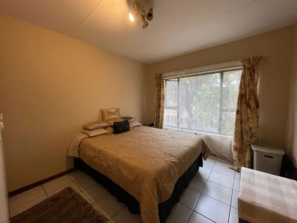 Townhouse let in Westdene, Bloemfontein - 1BX1725825 Townhouse let in Westdene, Bloemfontein - 1BX1725825