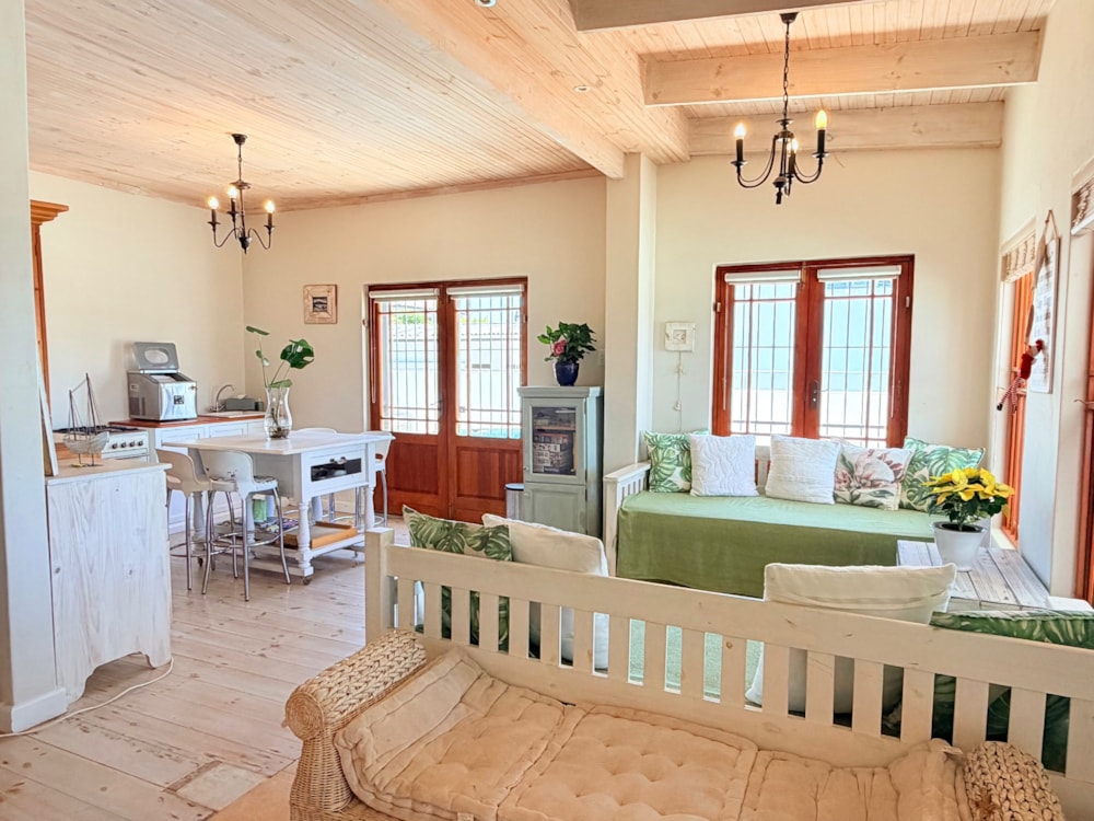 House for sale in Kleinmond - KN1723685 House for sale in Kleinmond - KN1723685