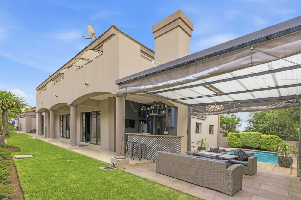 Security estate home for sale in Fourways Area - FW1724013 Security estate home for sale in Fourways Area - FW1724013