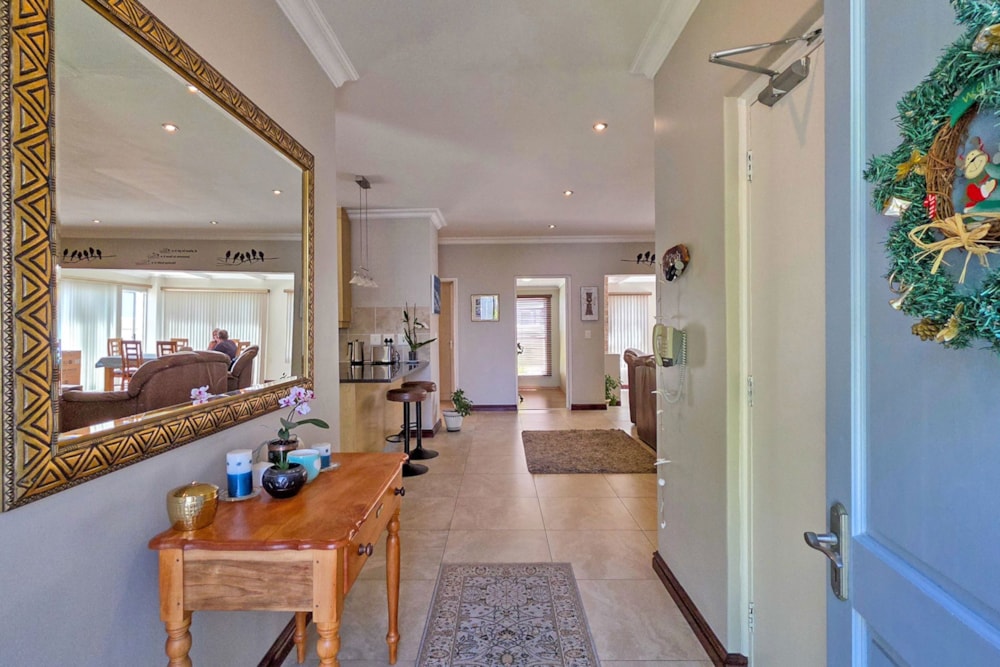 House for sale in Sunningdale, Blouberg - 1TV1724377 House for sale in Sunningdale, Blouberg - 1TV1724377