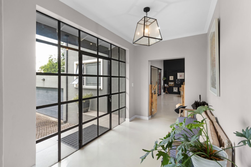 Double-storey house for sale in Kyalami Estates - MR1724483 Double-storey house for sale in Kyalami Estates - MR1724483