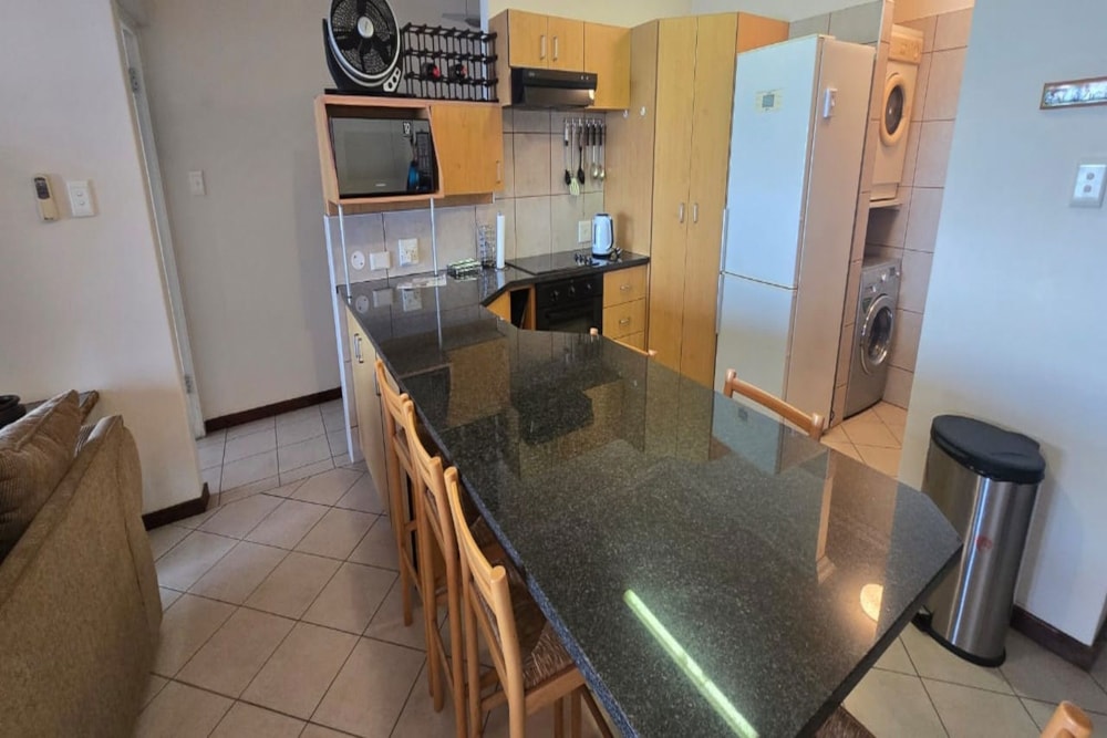 Apartment for sale in Amanzimtoti - 1WB1724471 Apartment for sale in Amanzimtoti - 1WB1724471