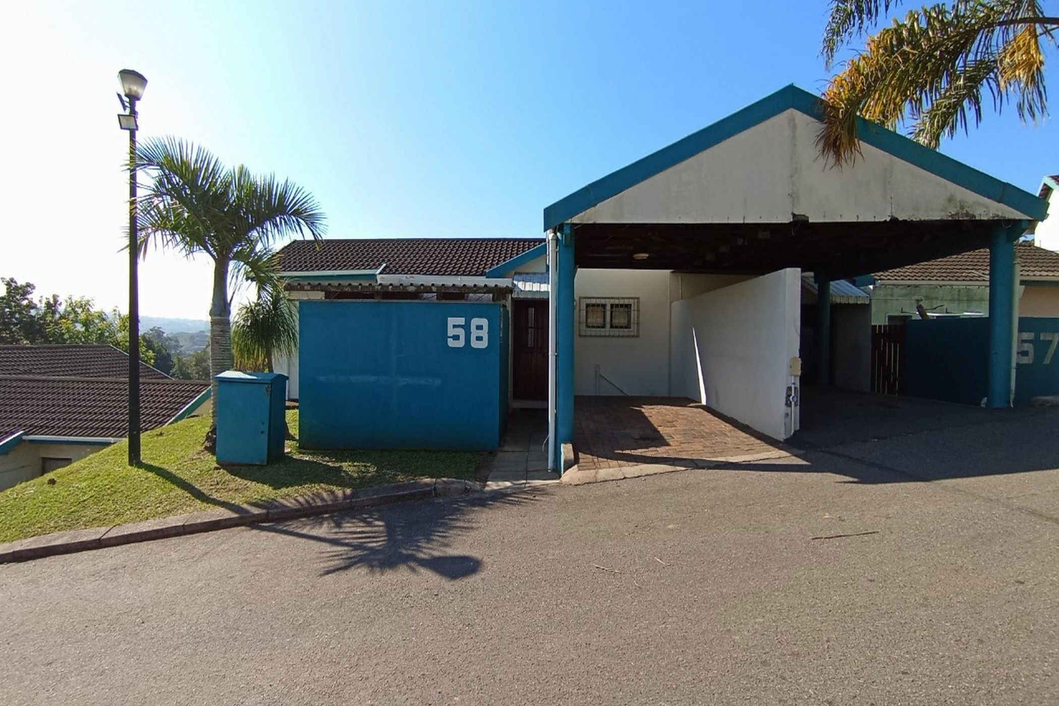 Apartment for sale in Amanzimtoti - 1WB1724416