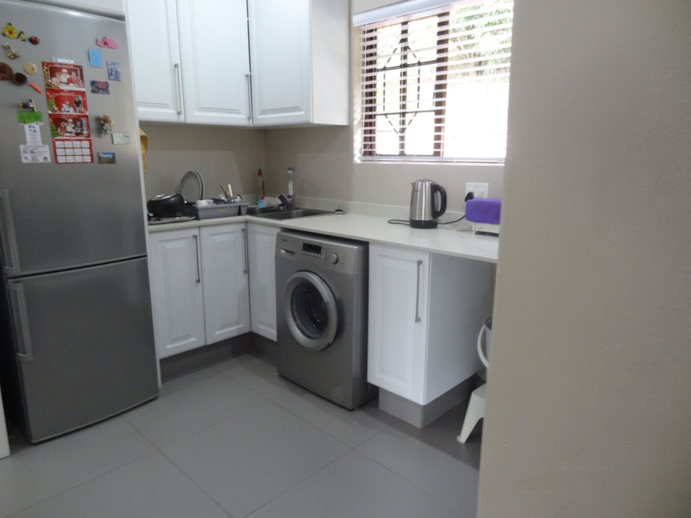 Townhouse for sale in Kloof - 1KF1724457 Townhouse for sale in Kloof - 1KF1724457