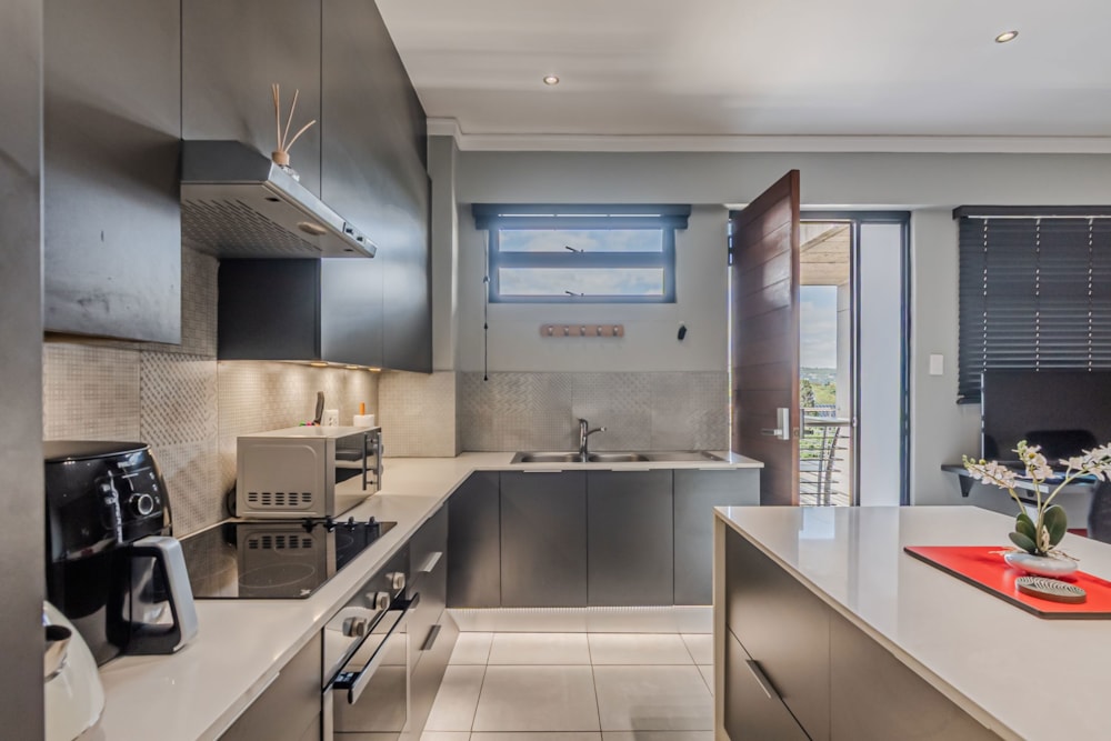 Apartment for sale in Brooklyn, Pretoria East - PT1724047 Apartment for sale in Brooklyn, Pretoria East - PT1724047